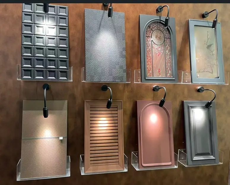 Bi radi izvedeli priljubljene barve za dekorativne folije v letu 2026?