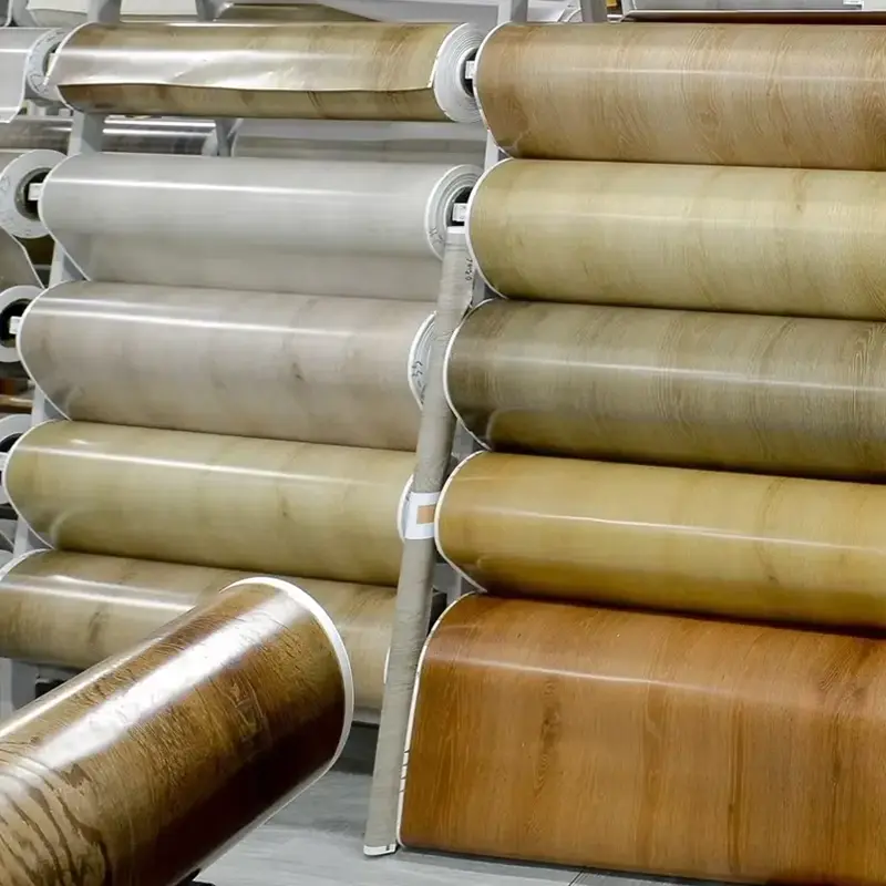 PVC barvne dekorativne folije za laminiranje na WPC tla: zakaj spremenijo igro za vaša tla